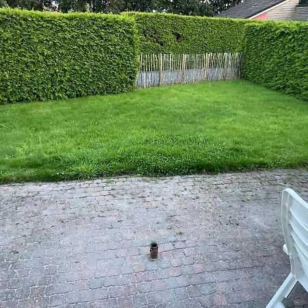 Huisje Earrebarre Tzummarum Esterno foto