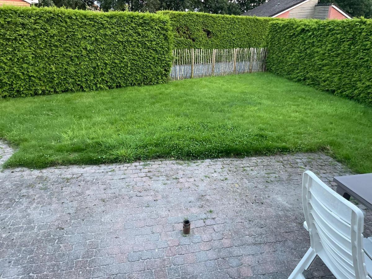 Huisje Earrebarre Tzummarum Esterno foto